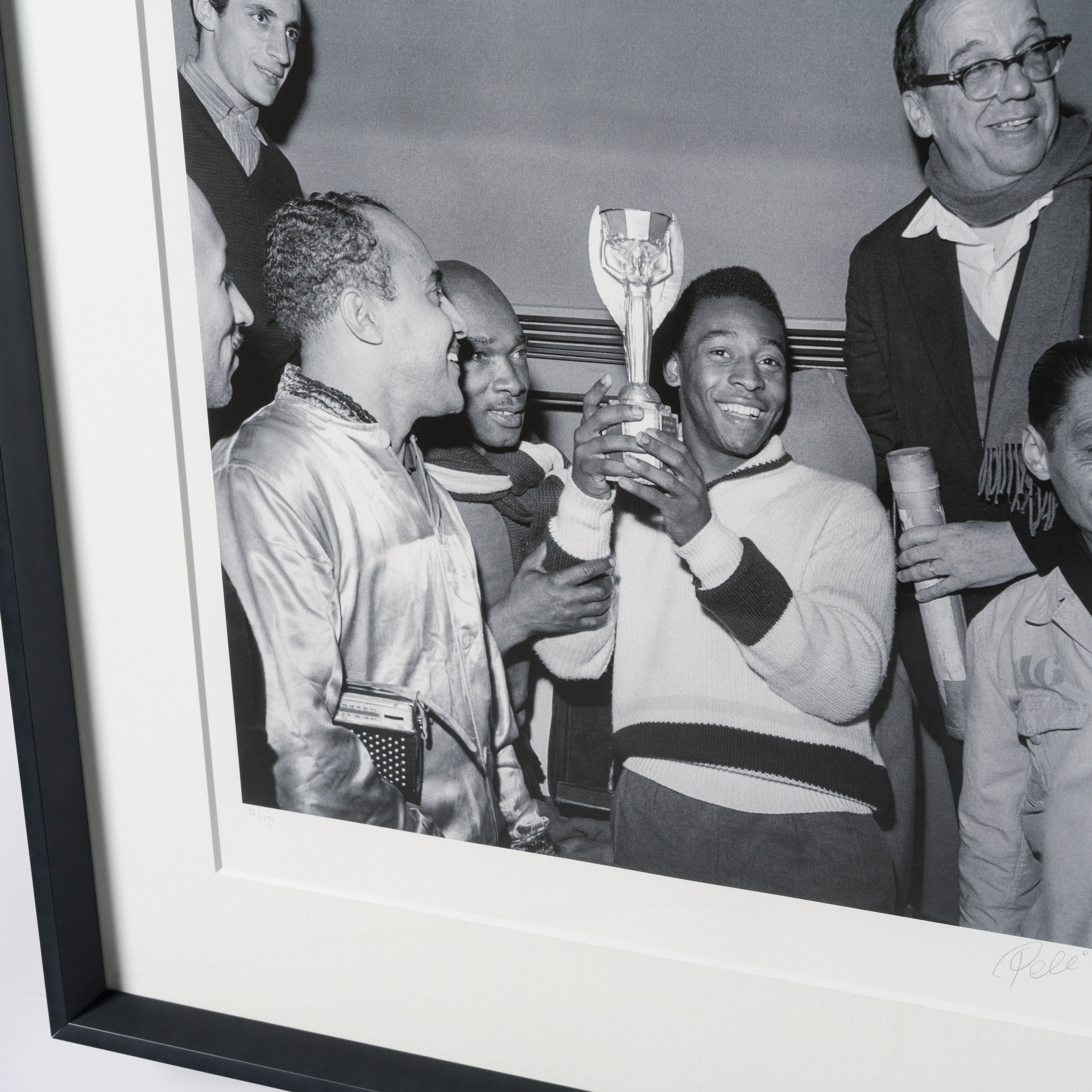 PEL SLE POR 03338 6 World Cup Winner