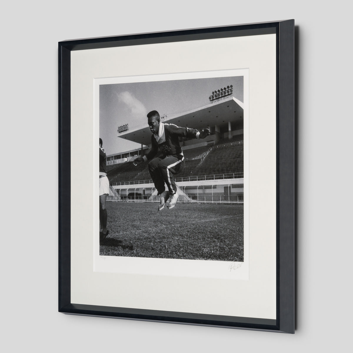 PEL SLE POR 03342 2 Training Hard 30