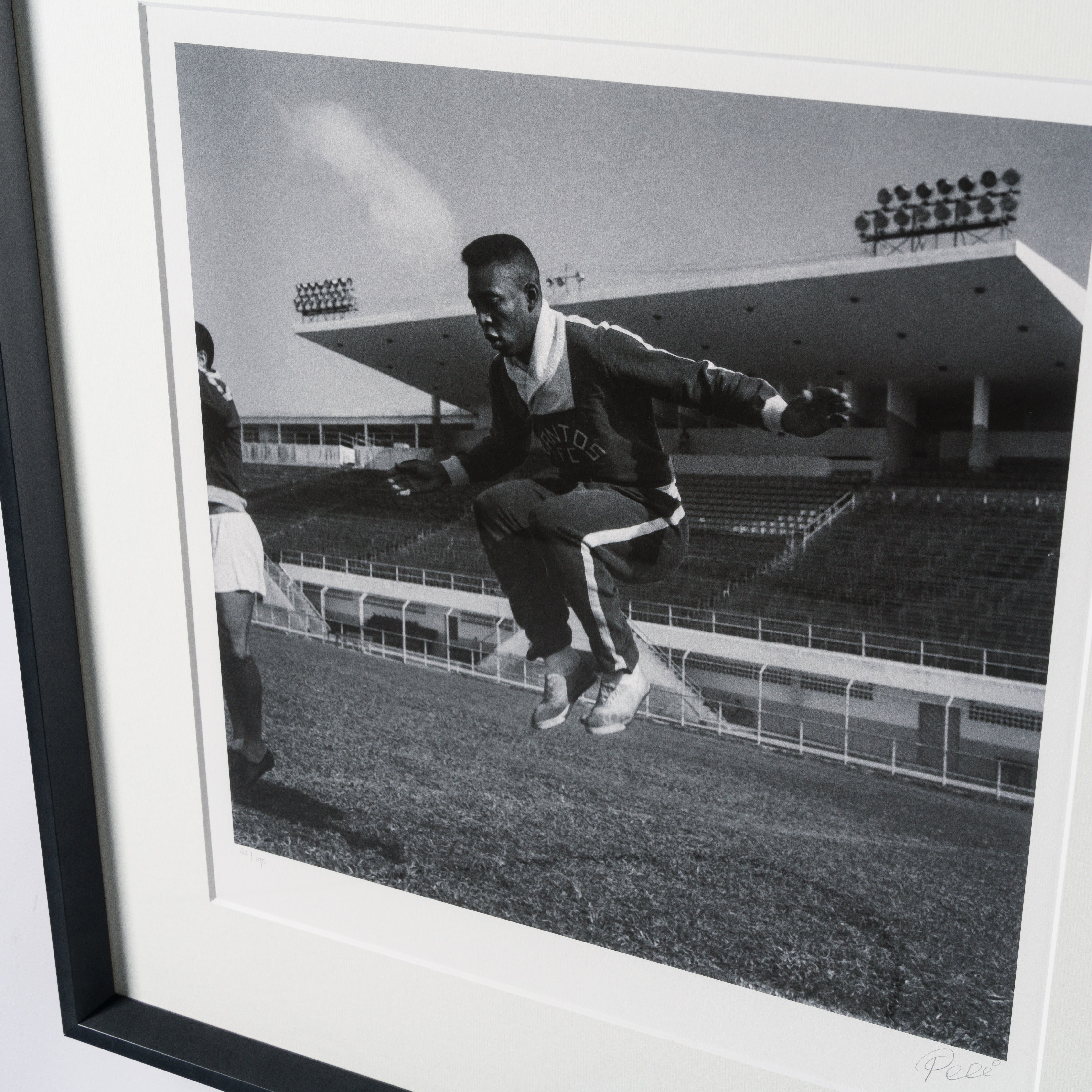 PEL SLE POR 03342 6 Training Hard 30