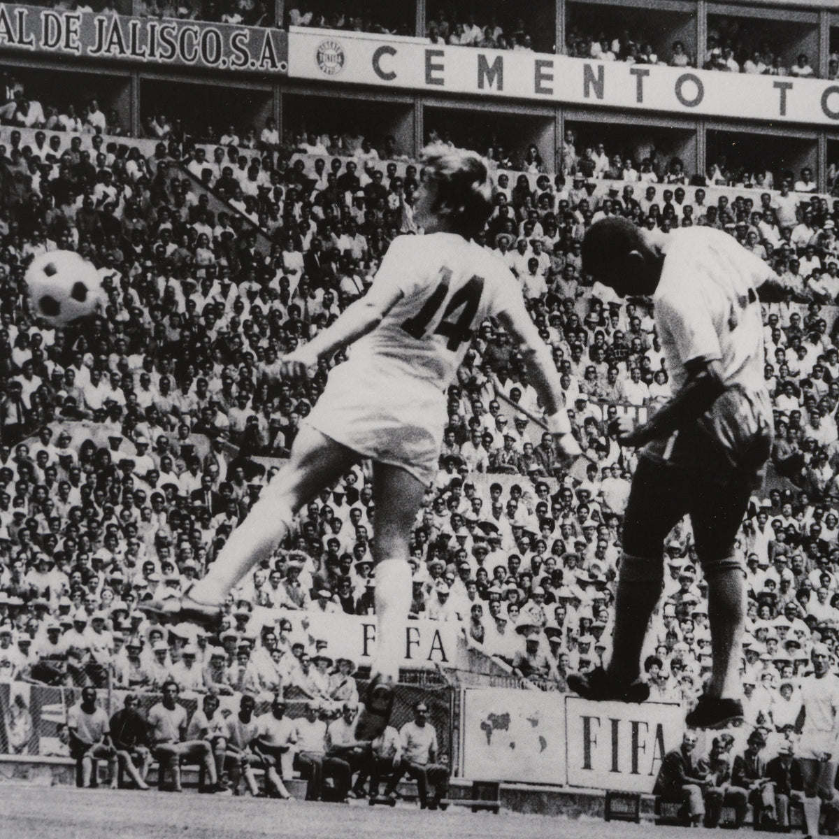 PEL SLE POR 04724 6 The Greatest Save