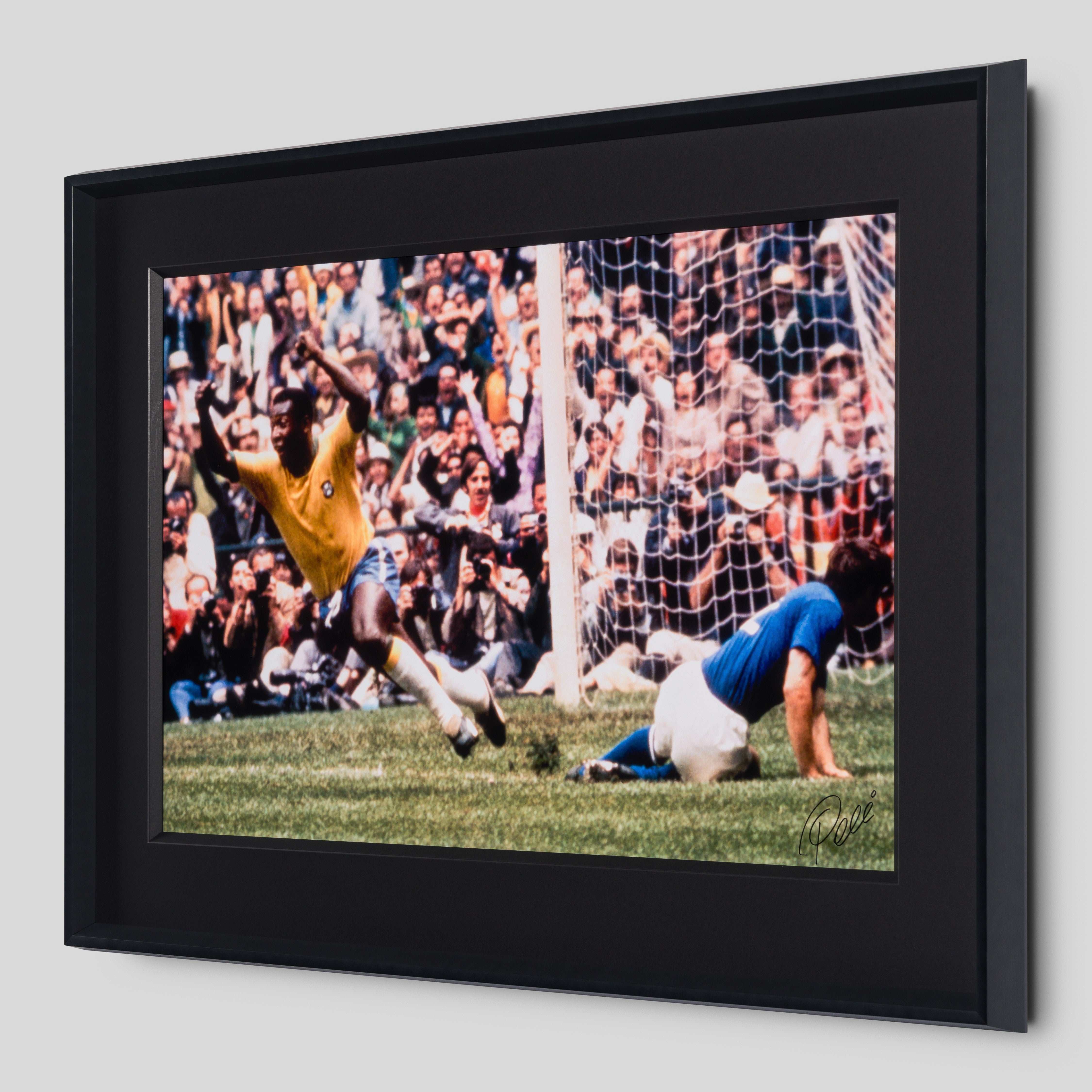 PEL SLE POR 05056 2 Pele Scores! 30x40