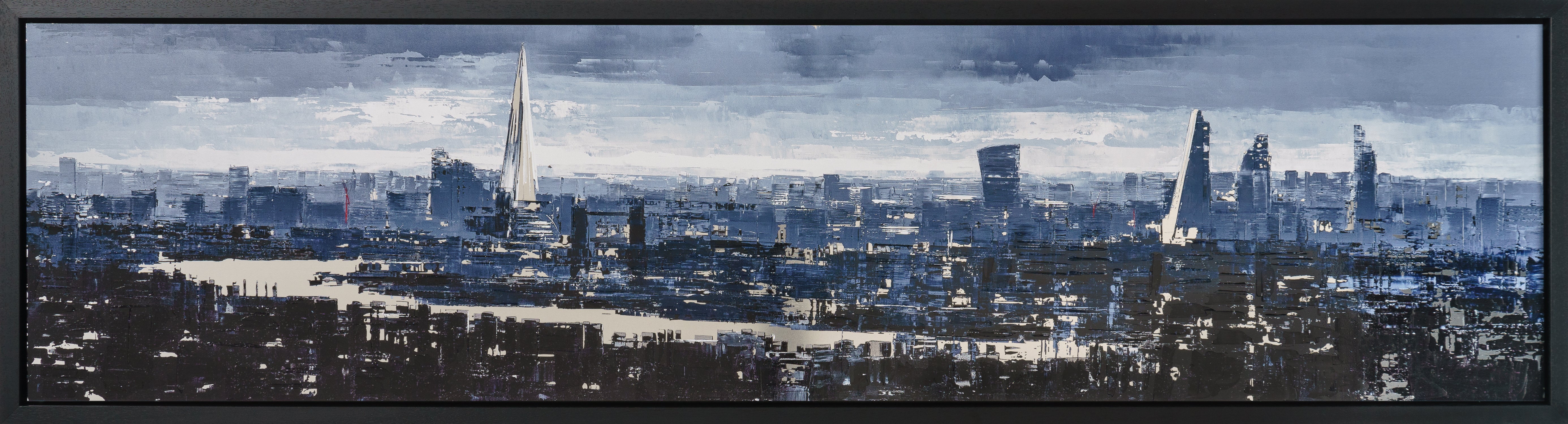 PKE SLE LAN 28340 4 London Overshadowed