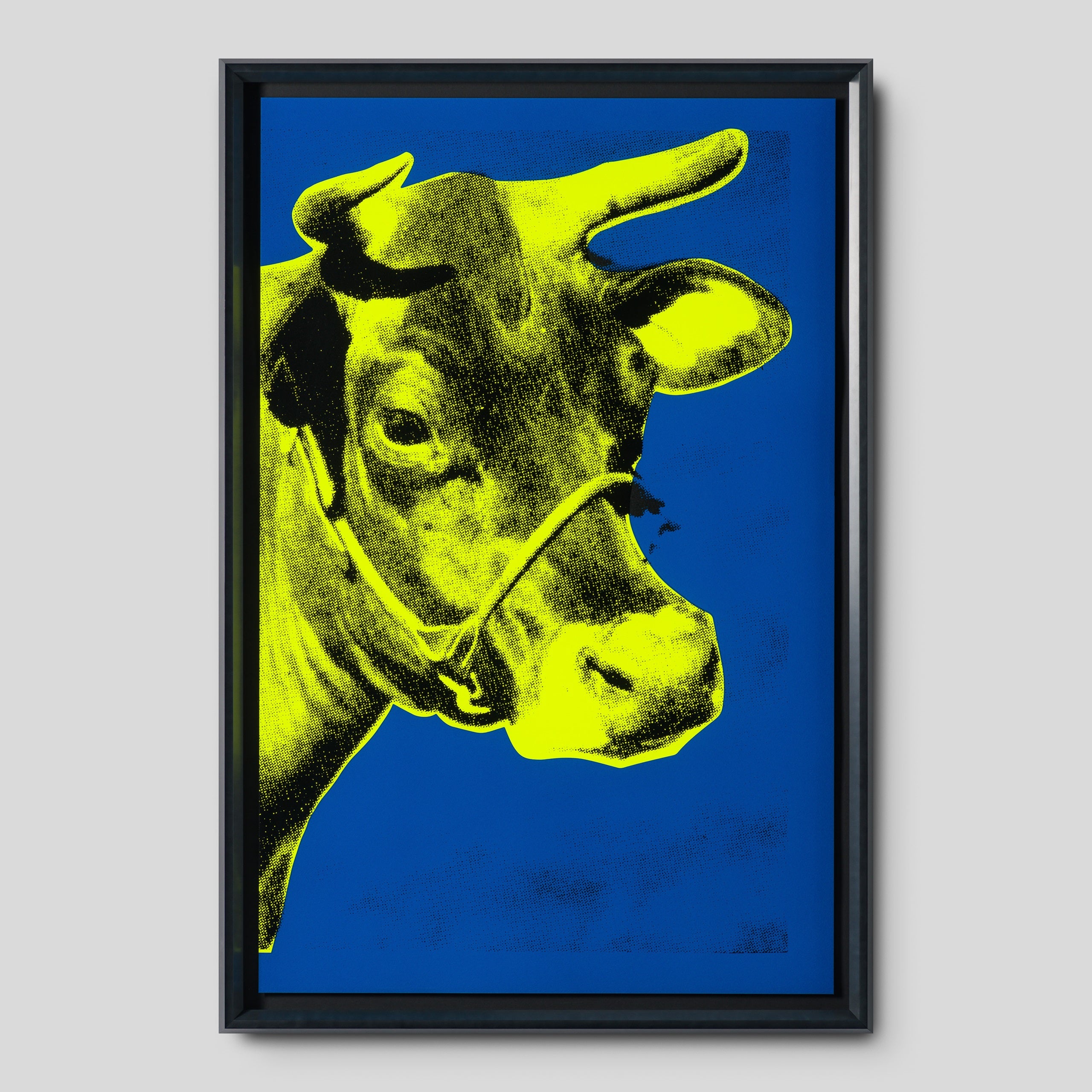 PSE SIL POR 25253 1 Cow I Yellow On Blue