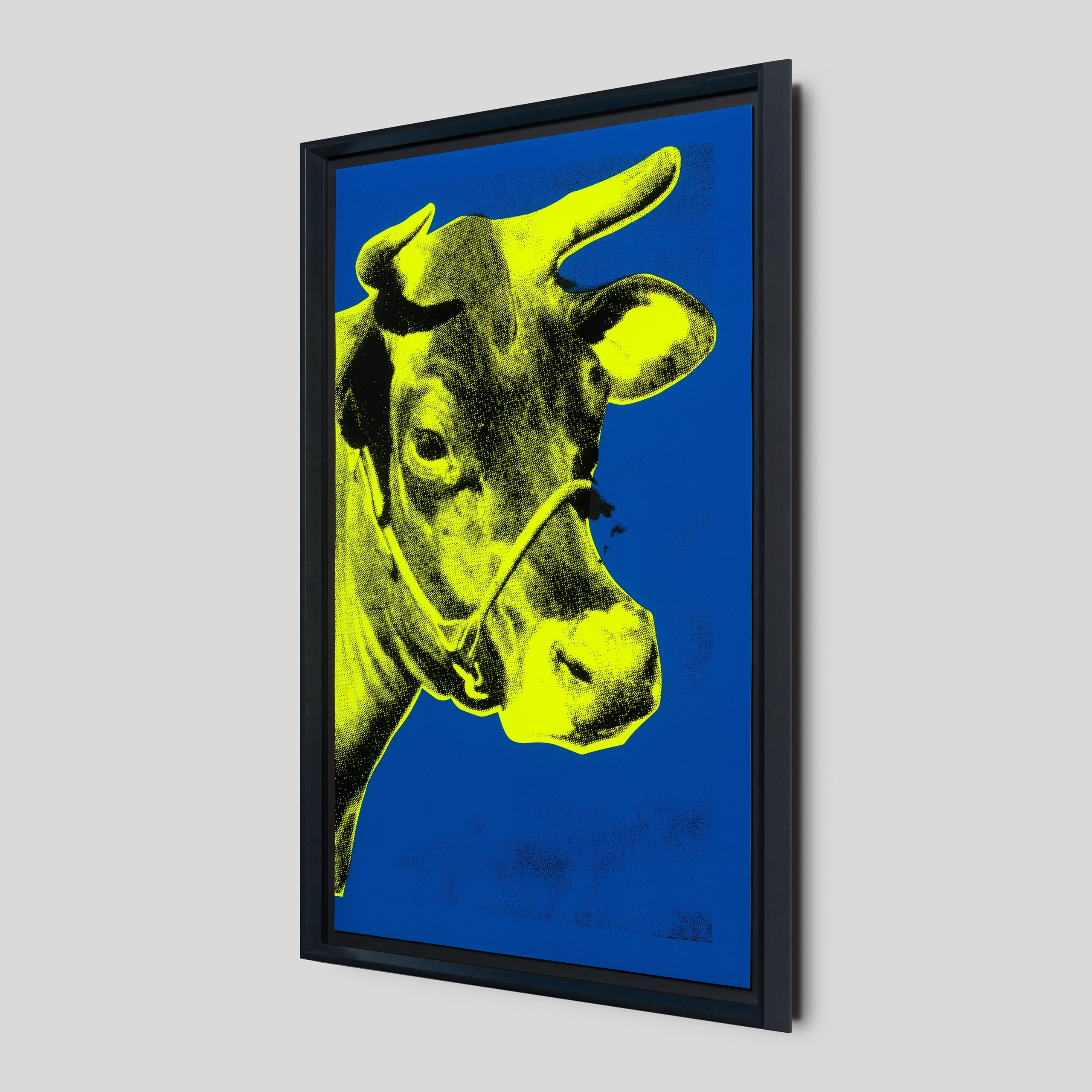 PSE SIL POR 25253 2 Cow I Yellow On Blue