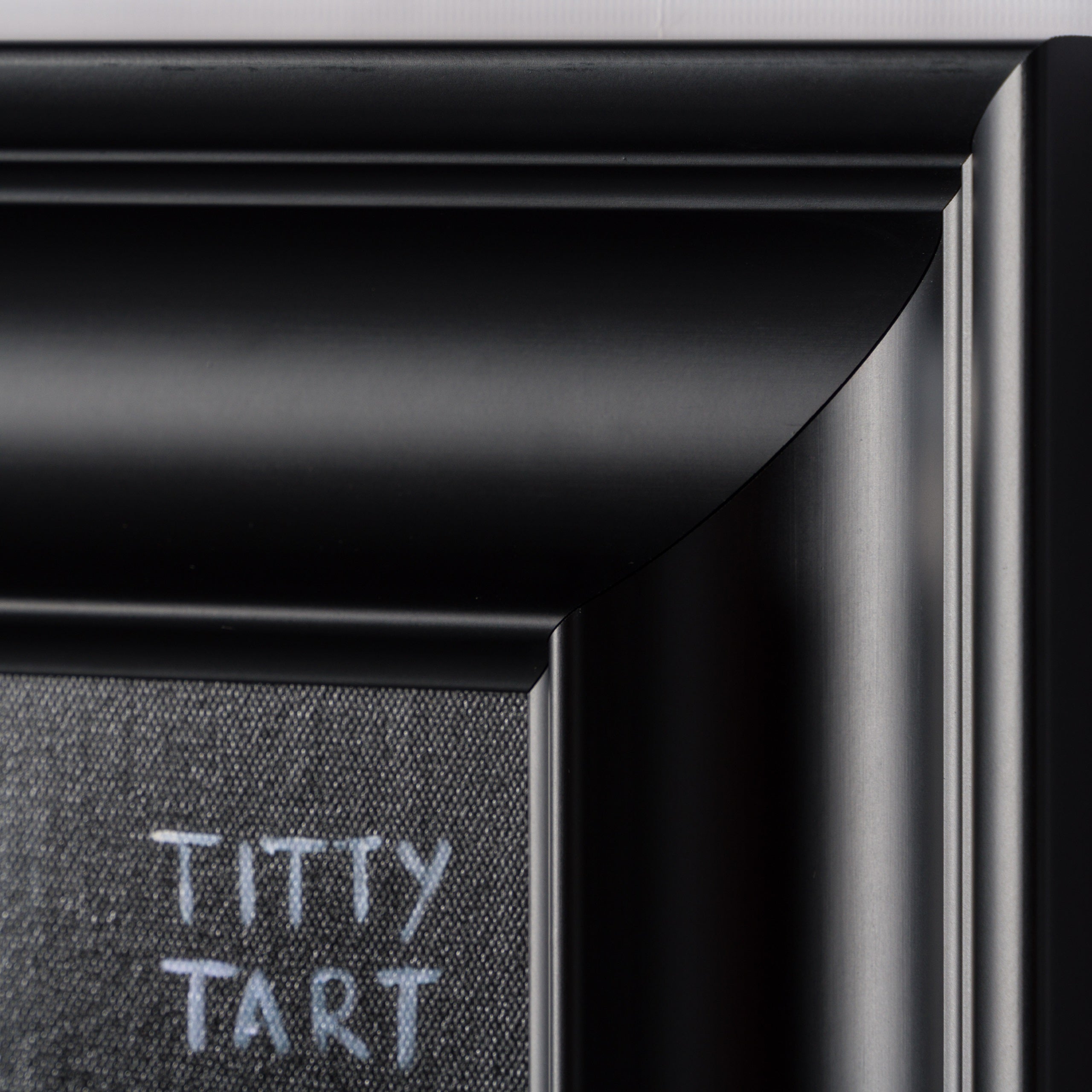 PSM SLE HUM 25042 5 Titty Tart