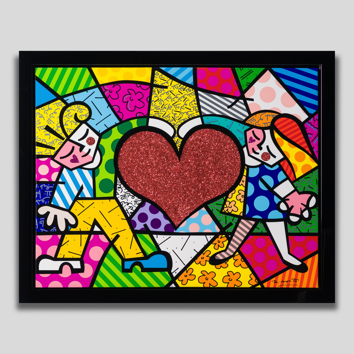 RBR SLE HUM 18243 1 Big Heart Hand Embellished