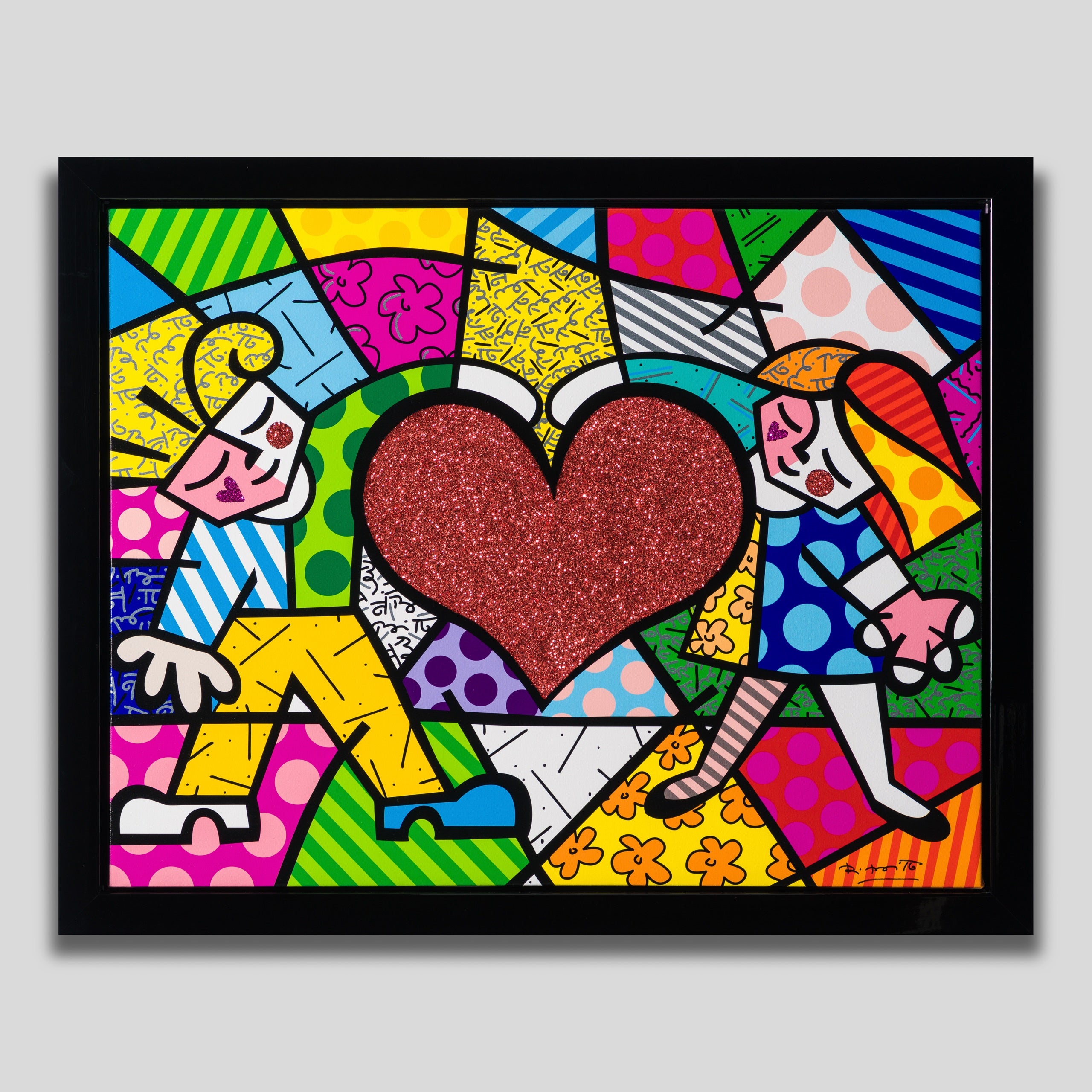 RBR SLE HUM 18243 1 Big Heart Hand Embellished