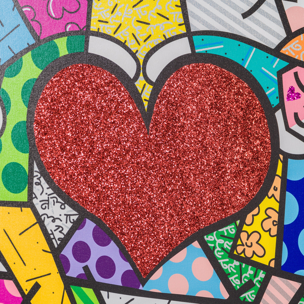 RBR SLE HUM 18243 3 Big Heart Hand Embellished