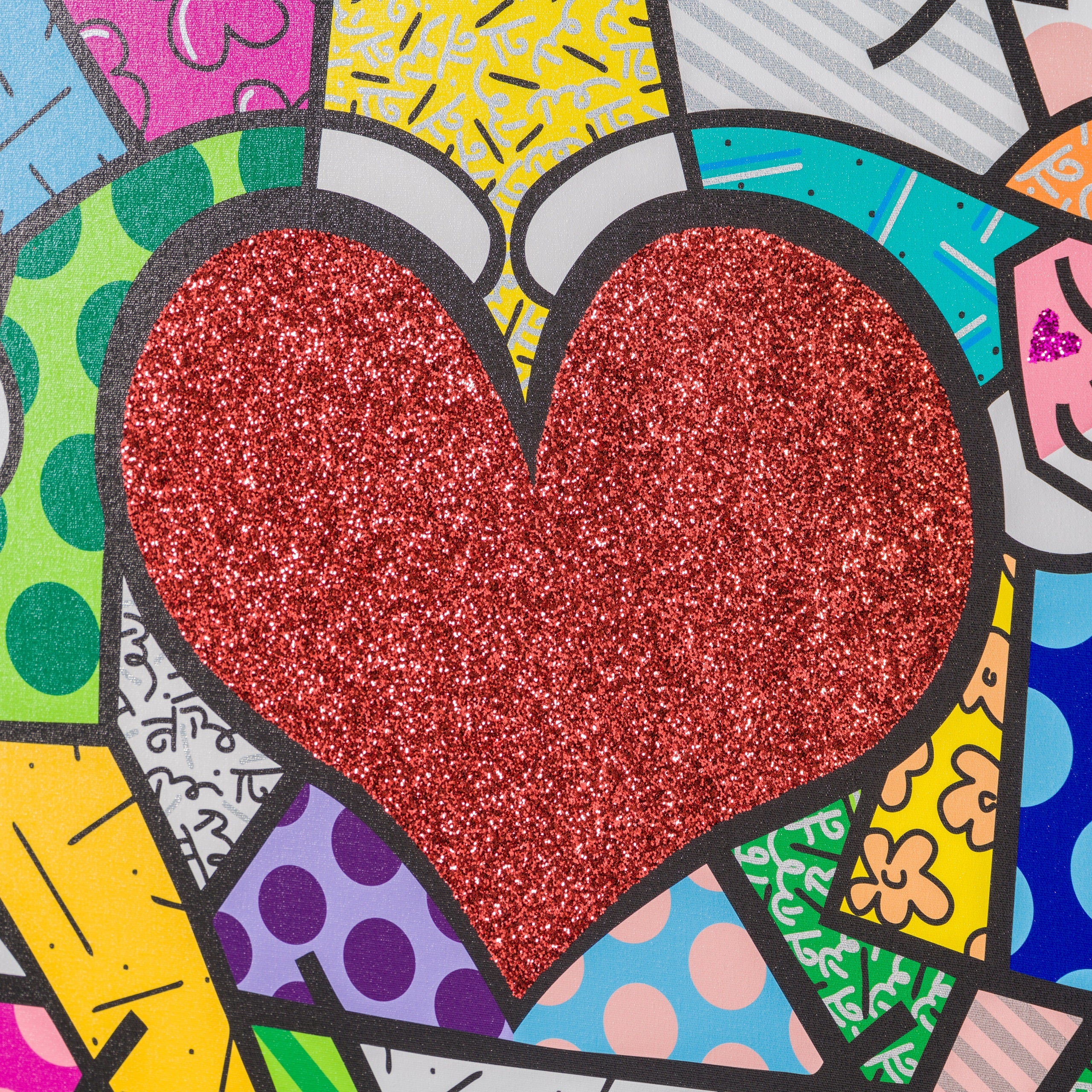 RBR SLE HUM 18243 3 Big Heart Hand Embellished