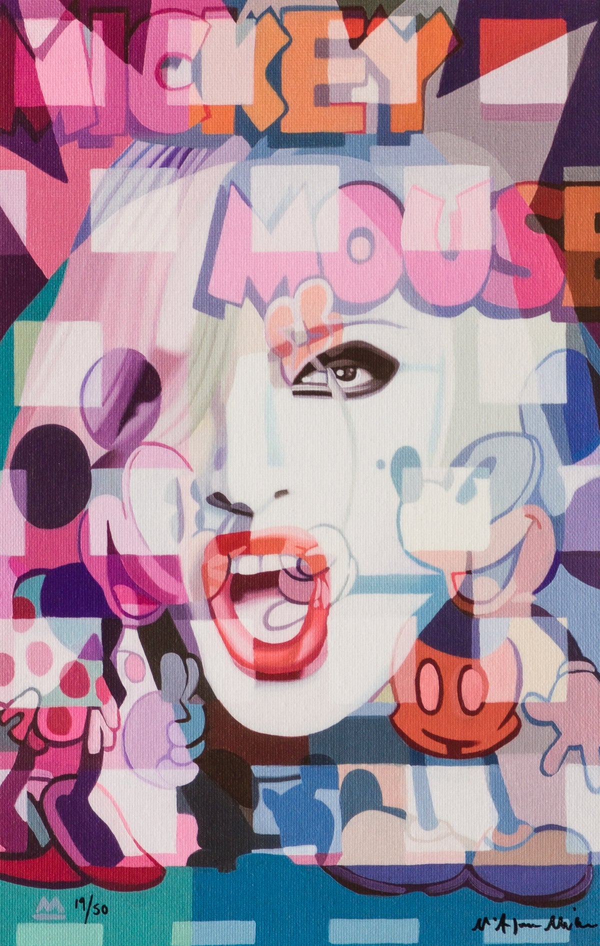 SMM SLE POR 98476 31 Striking The Pose Boxed Canvas