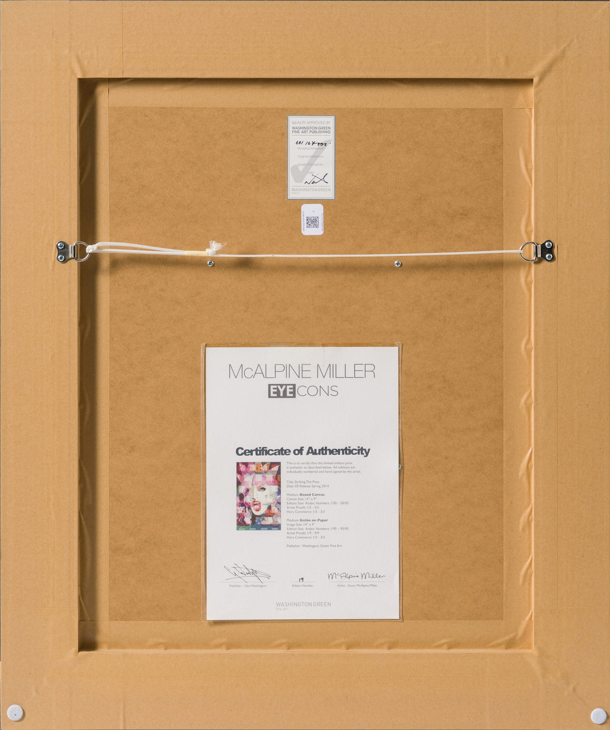 SMM SLE POR 98476 6 Striking The Pose Boxed Canvas