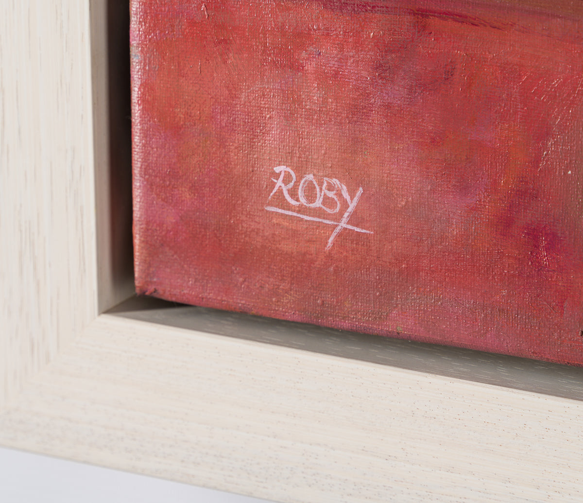 SRO ORI POR 24290 5 Who Is She Looking At