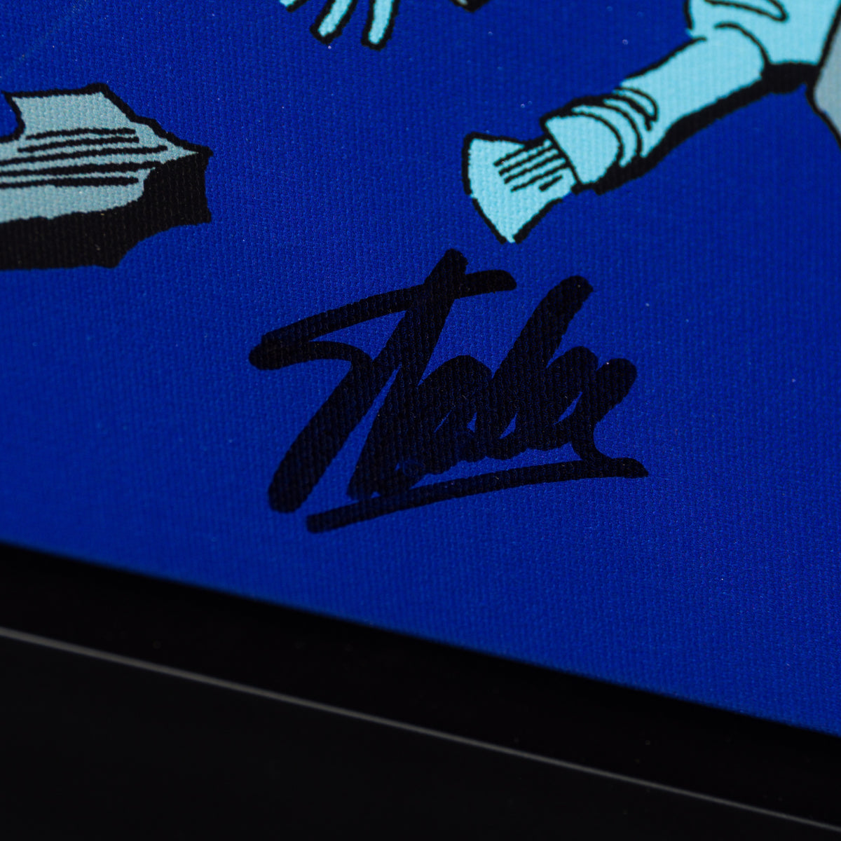 STL SLE HUM 07923 5 The Invincible Iron Man #1 Big Premiere Issue (Boxed canvas)