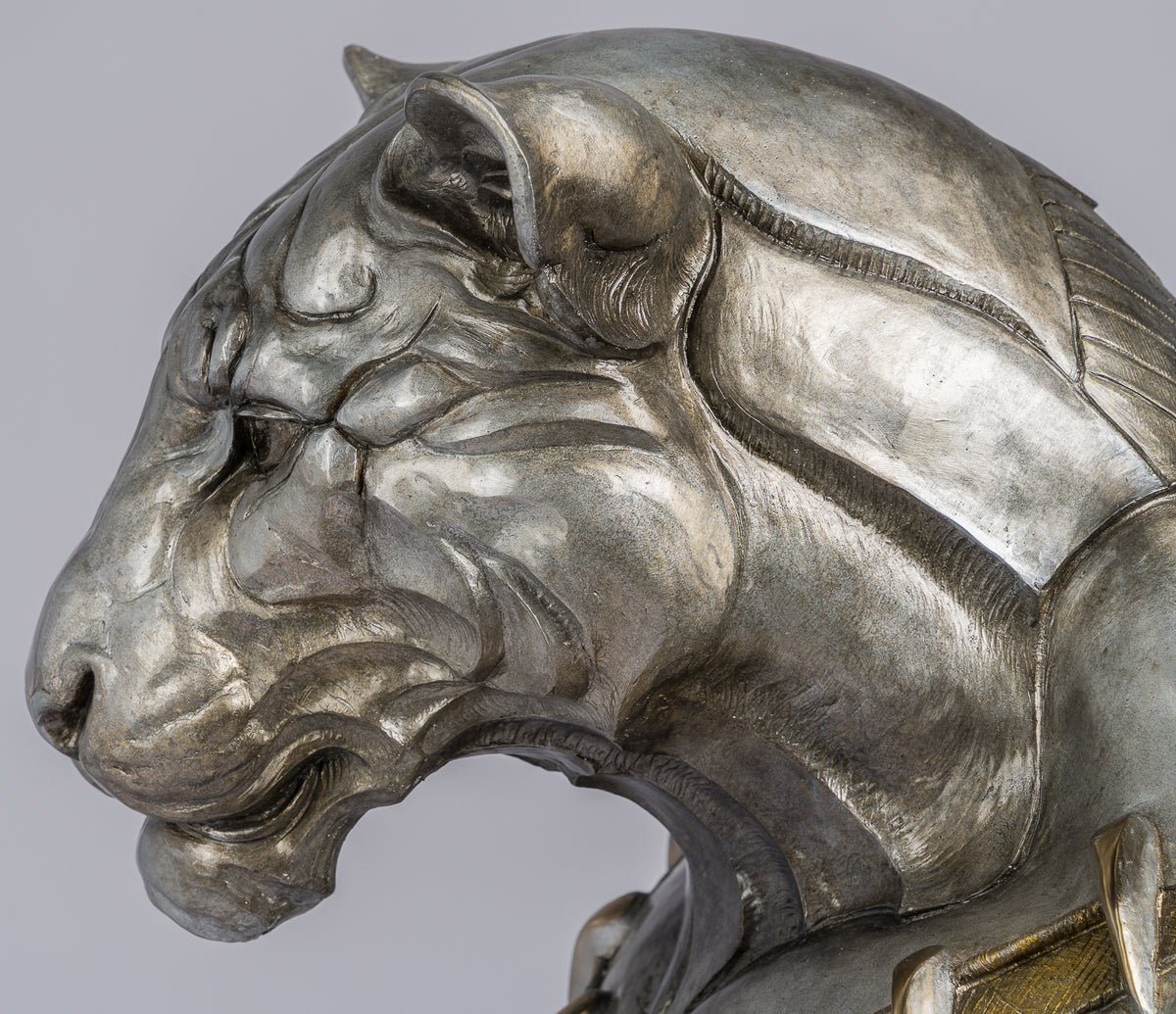 SWI SCU WWL 28055 6 Wisdom (Silver Panther)