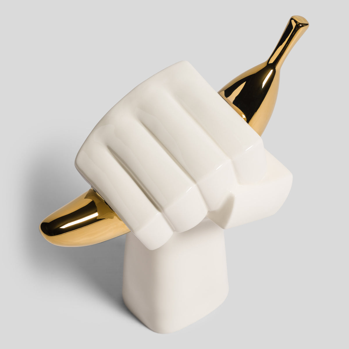 WHN Art Will Prevail – Banana Hand 2