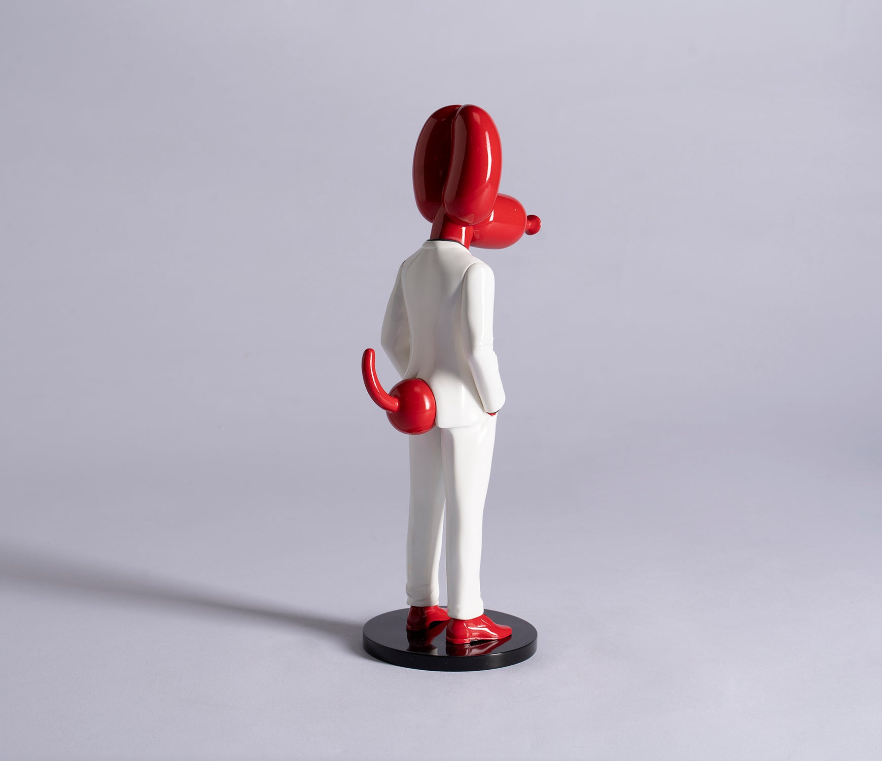 WHN SCU HUM 27865 4 Jeff Balloonski White Suit