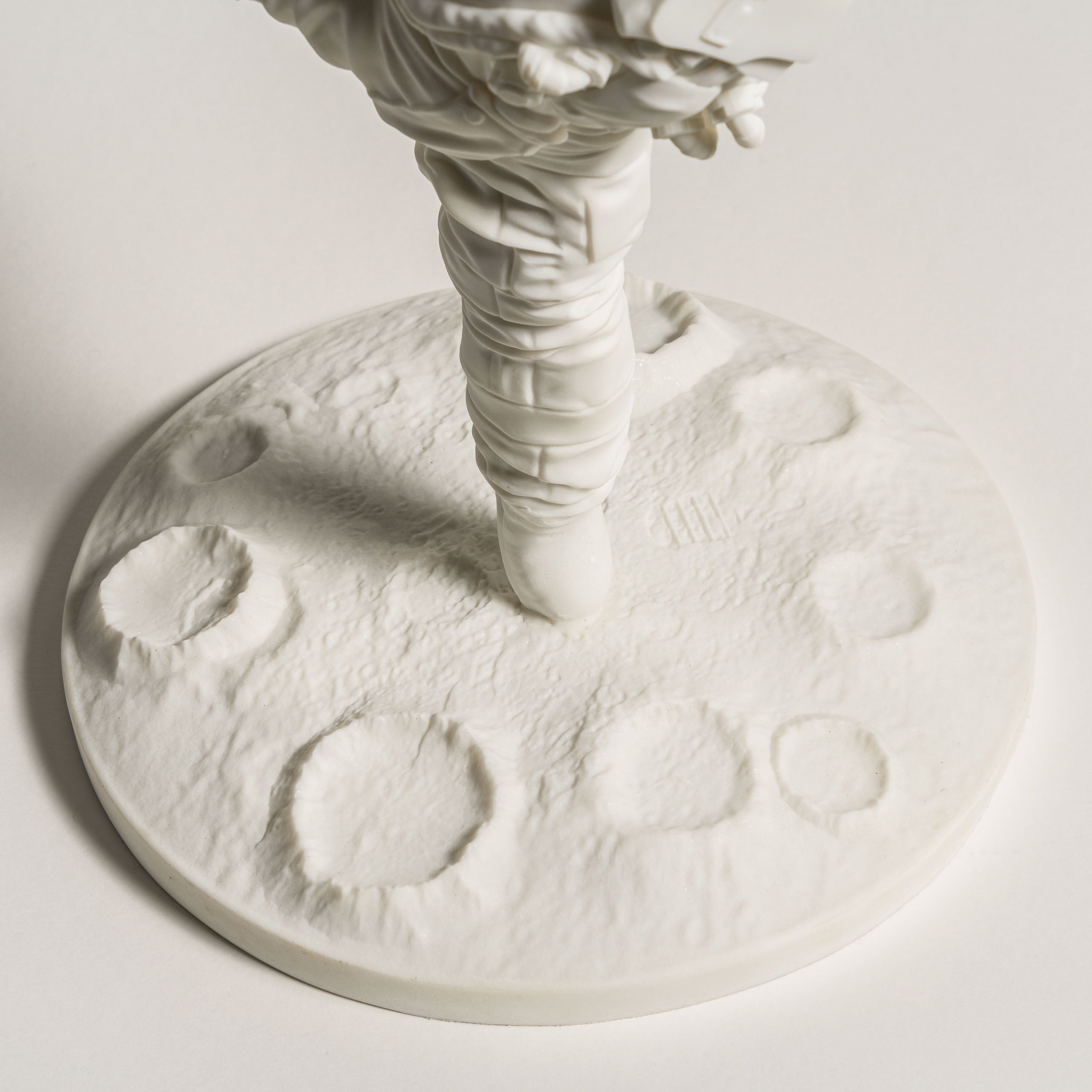 WHN SCU HUM 31626 Astronauts 6