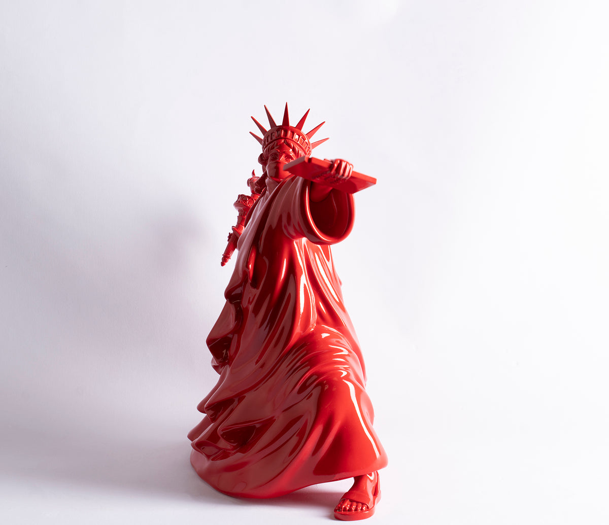 WHN SCU POR 27925 6 Riot of Liberty (Red)