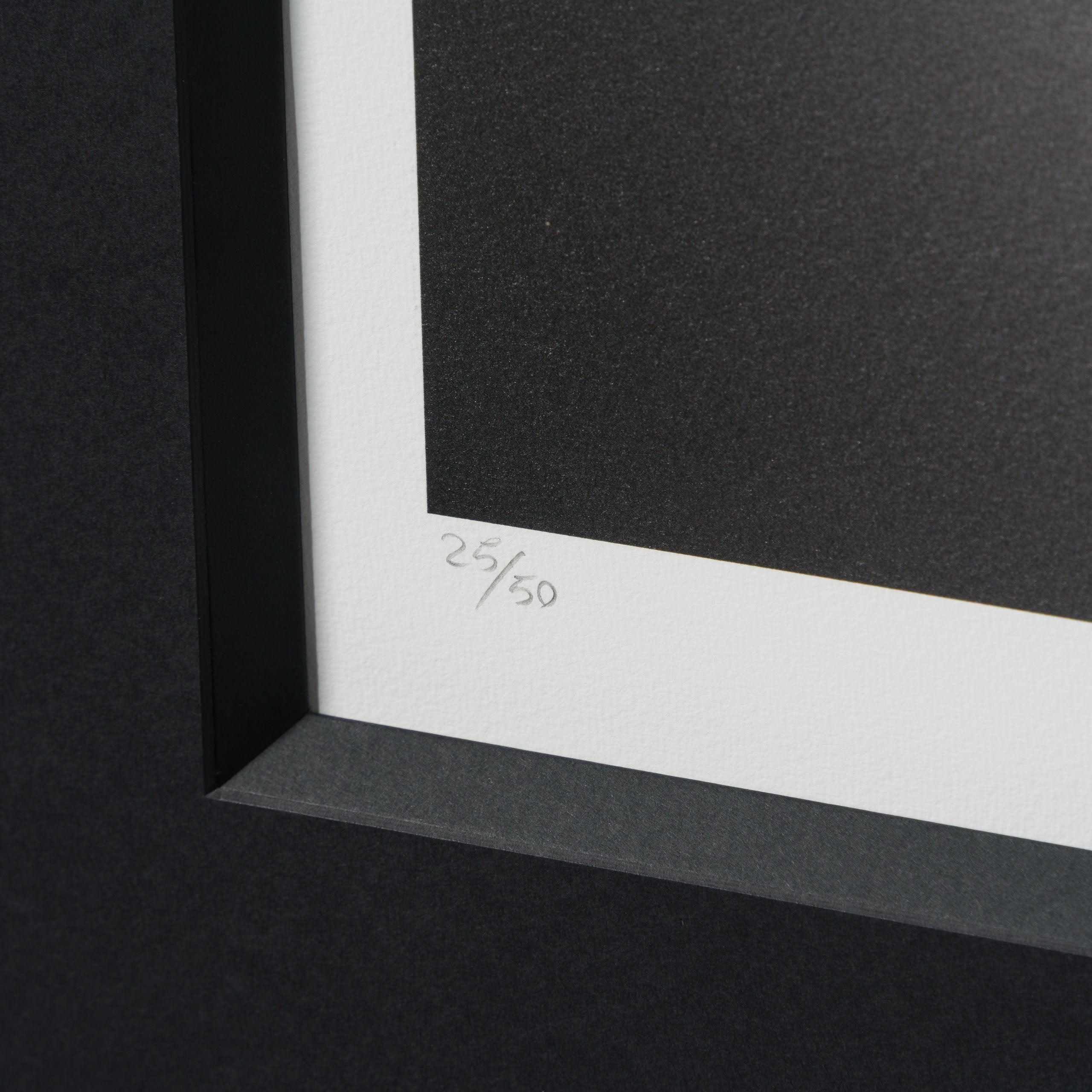 WHN SLE HUM 26630 Lisa 90 x 90 3