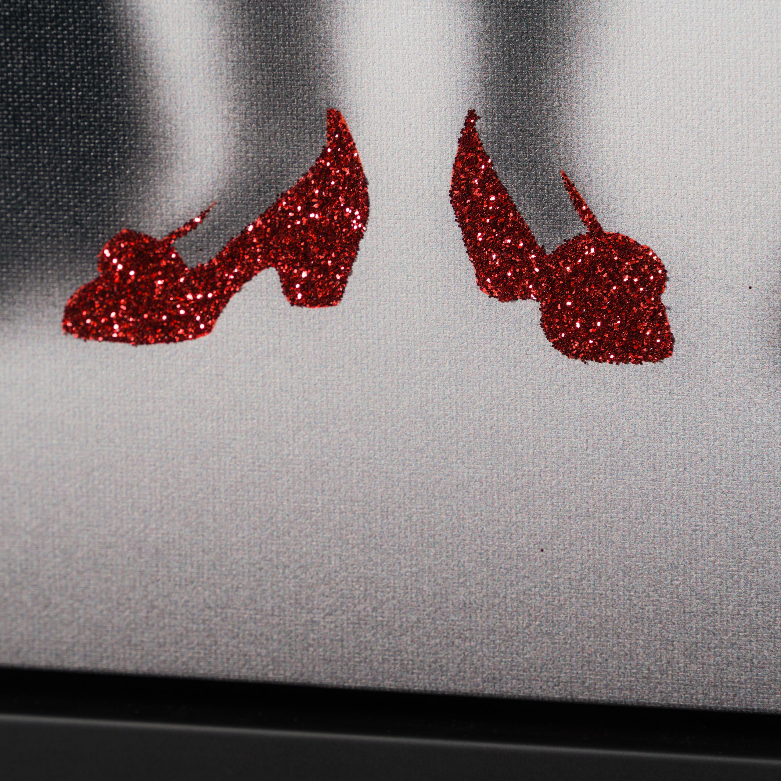 WHN SLE HUM 31797 Gone Over The Rainbow 5