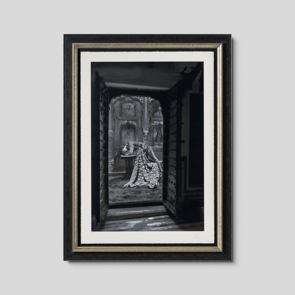 Dvaar (The Doorway) | Large