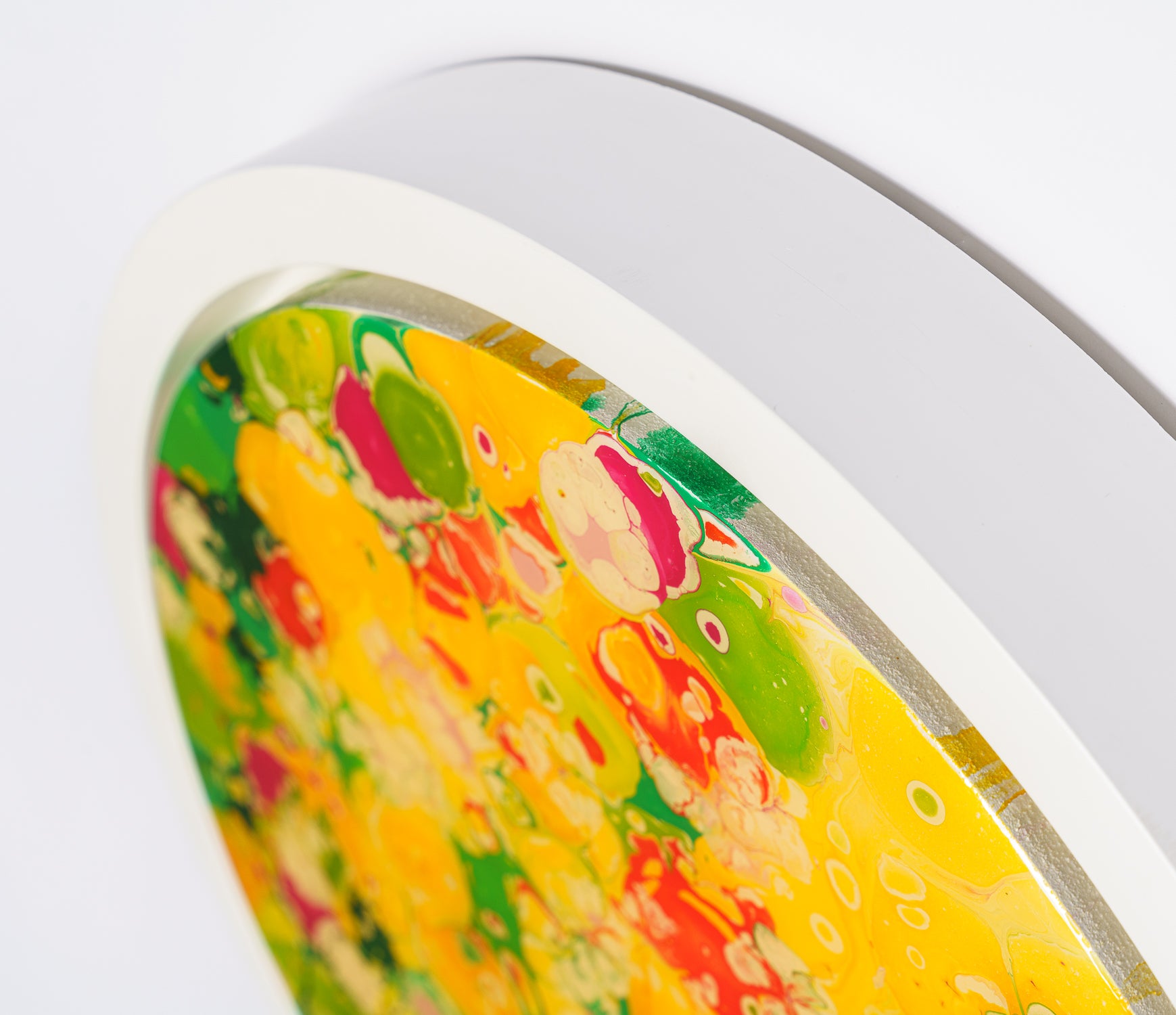 AEC ORI ABS 08821 8 To See Like The Honey Bee 8 