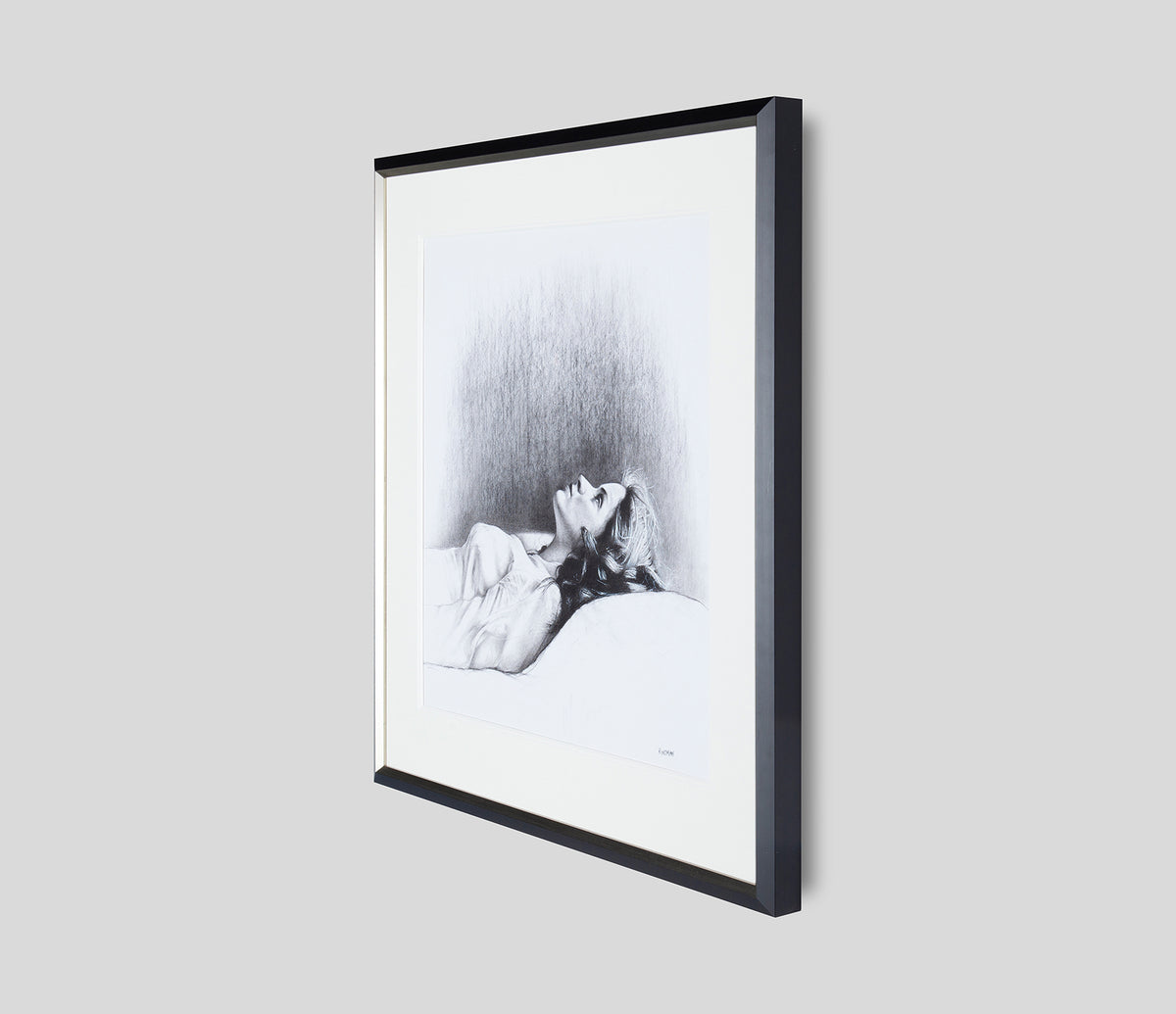 AKN ORI SKT 07078 2 Emma Lying on Bed 