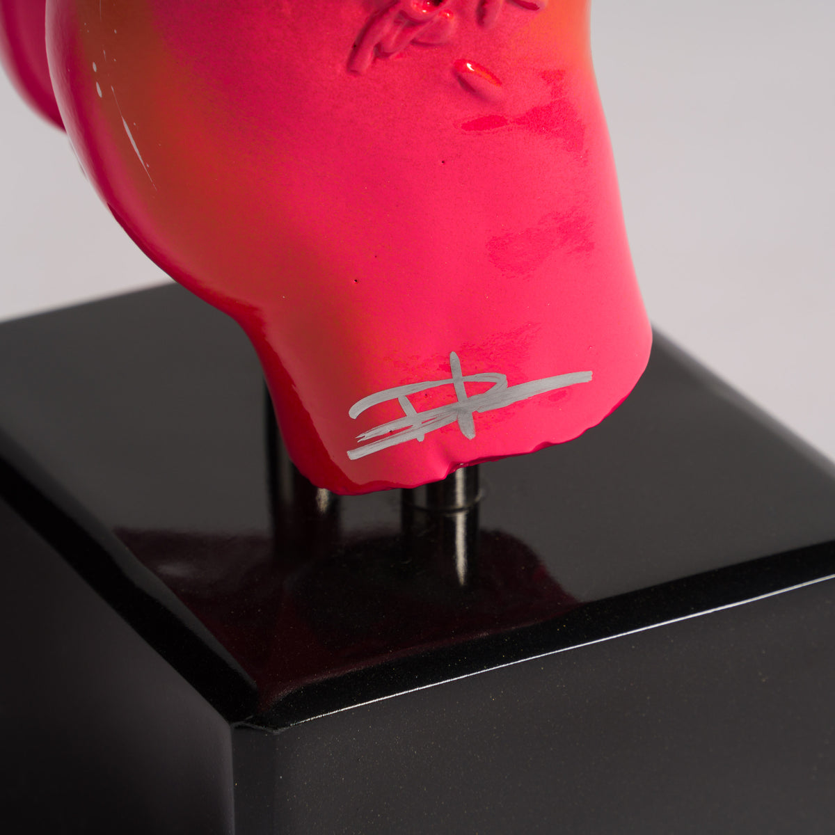 DLN Fallen Angel (Mini red and orange graffiti) 8 