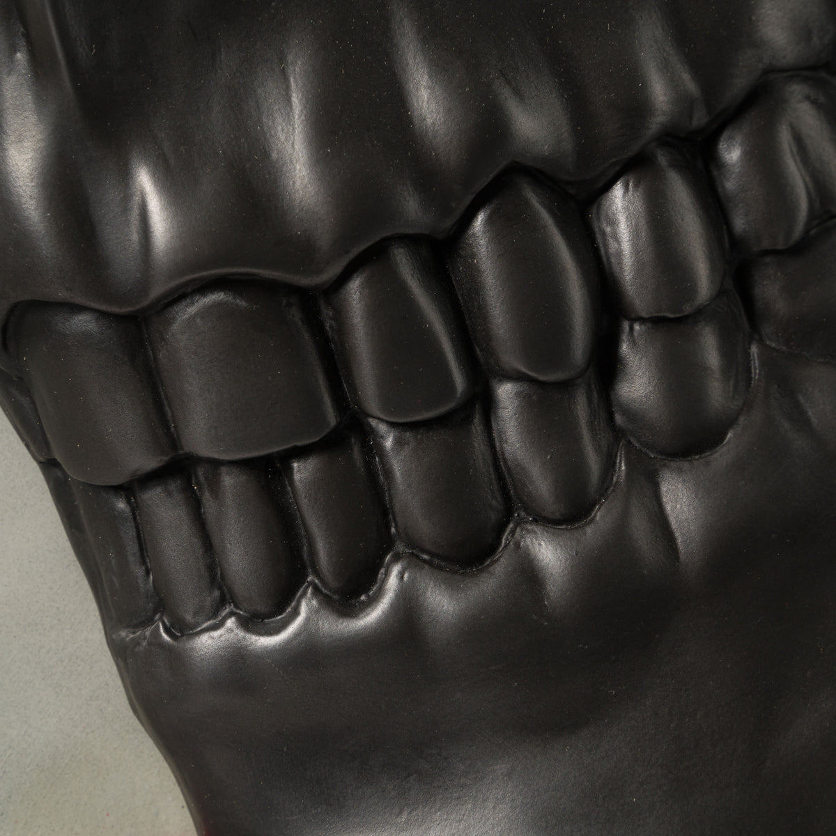 DLN ORI POR 29894 Heavy Is The Head That Wears The Crown (Iron   Silver Leaf) 8 