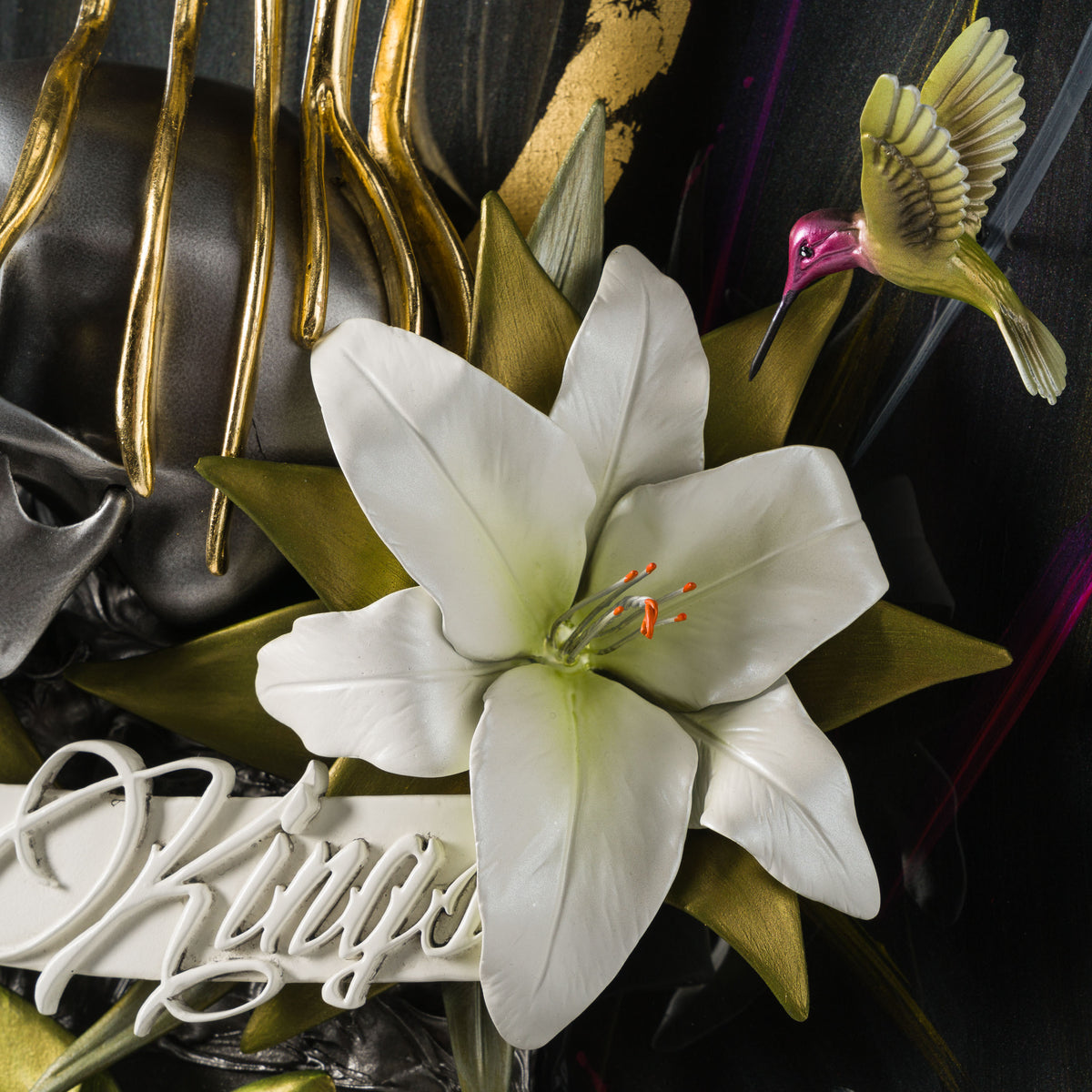 DLN ORI POR 30590 Not All Kings Wear A Crown (Black) 7 