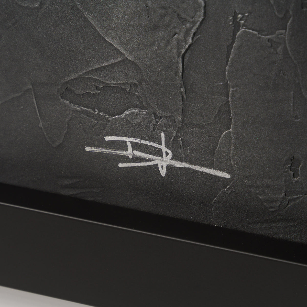 DLN ORI POR 34026 Heavy Is The Head That Wears The Crown (Smoked Chrome) 3 