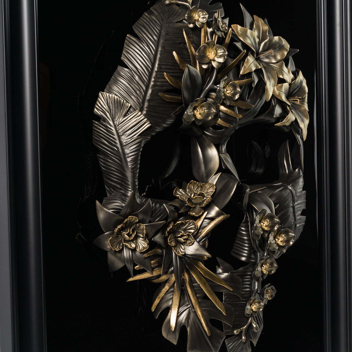 DLN ORI POR 36373 Take Me Back To Eden (Black And Gold) 7 