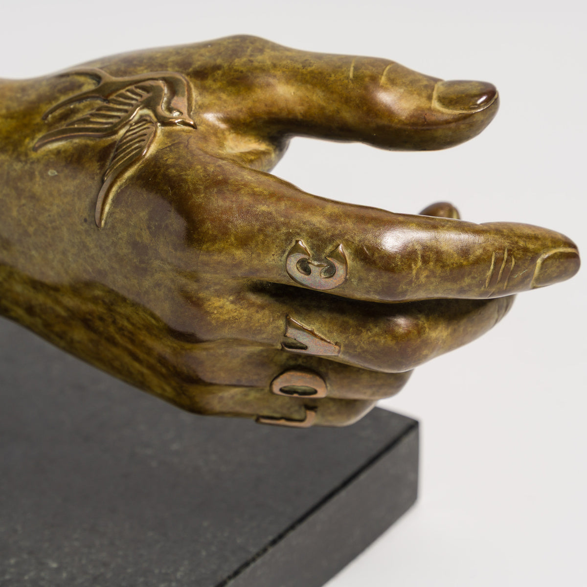 Modern Relic Arm - Timeless