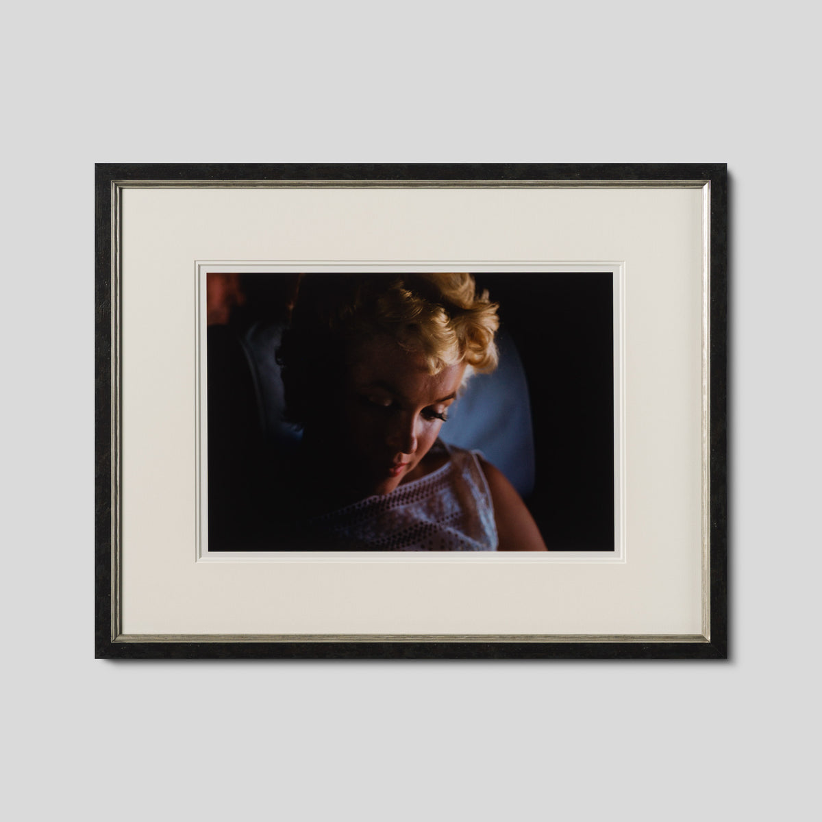 EAR PROMOTIONAL TOUR (6A) COL (SML) 1 