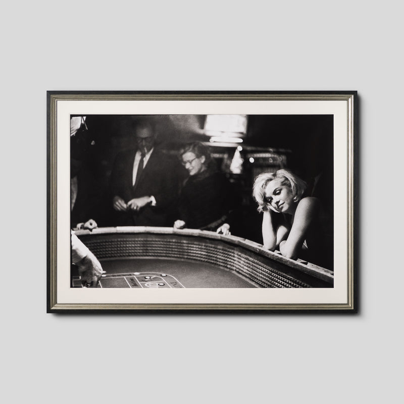 EAR THE CAST & CREW AT THE CASINO (22B) LRG 1 (1)