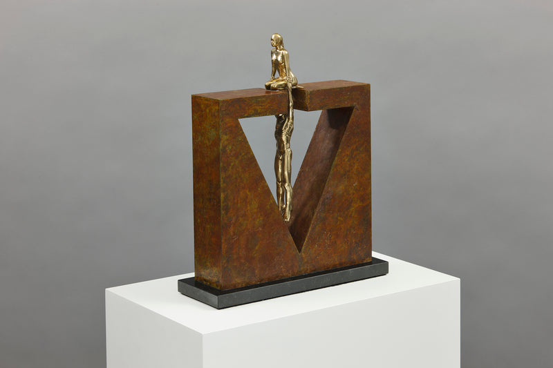 Gravity Female Polished Bronze 