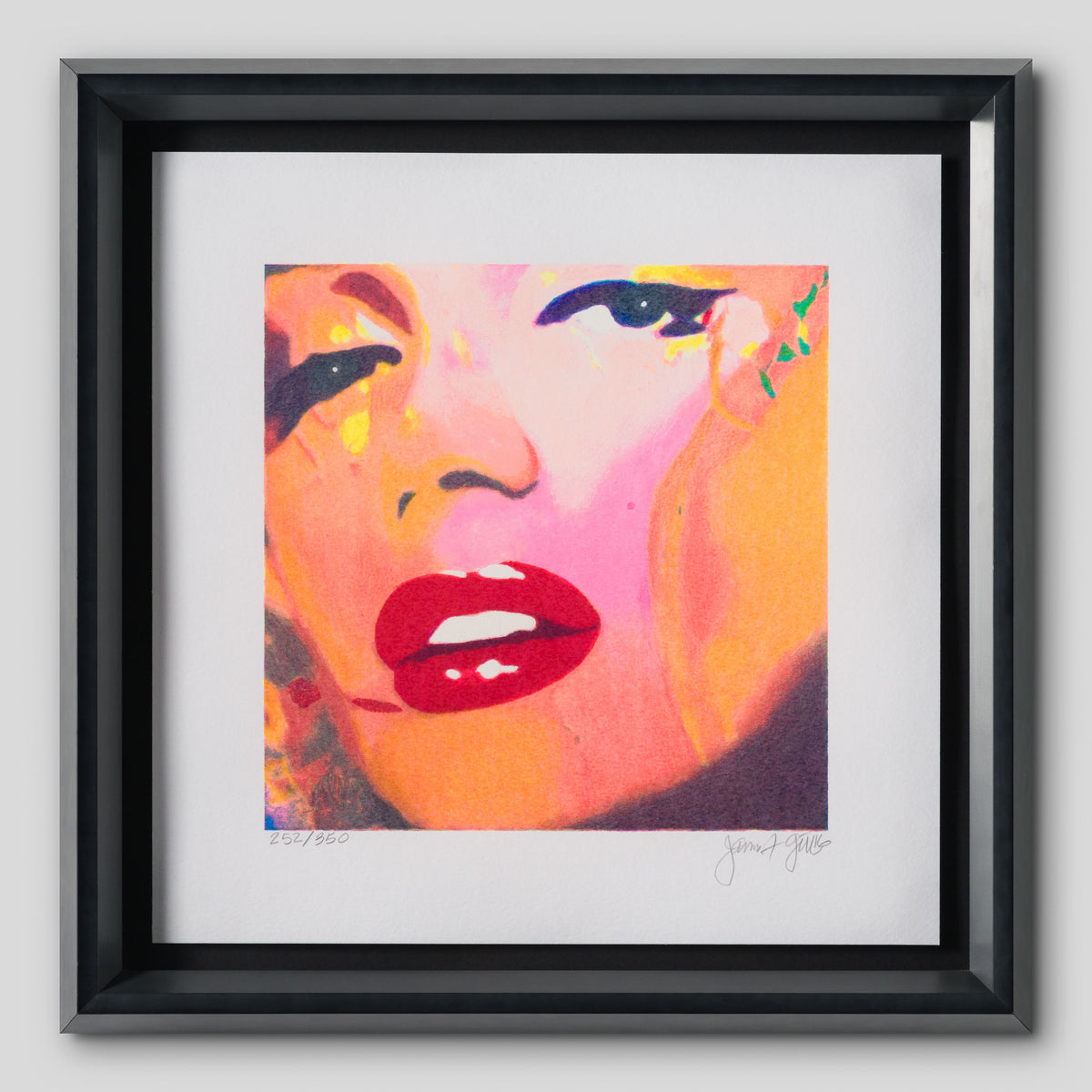 JGI SIL POR 17638 Mini Marilyn 2 1 