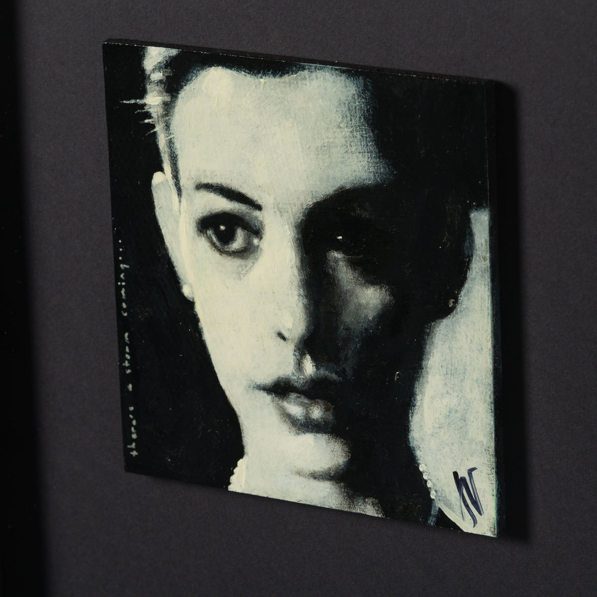 JJO ORI POR 31812 Anne Hathaway #2 4 