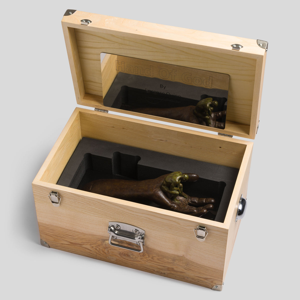 LQU SCU POR 95339 THE HAND OF GOD (BRONZE) (40CM) 12 