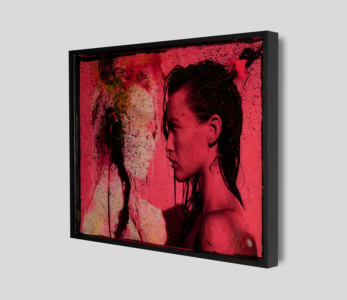 MAZ ORI POR 08483 3 Magenta Ghost grey 