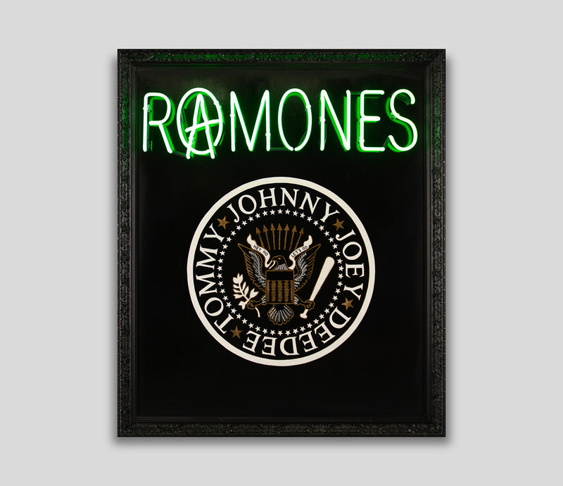 MSL ORI POR 27528 1 Ramones (211) 