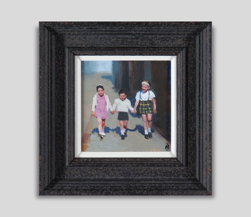 NMA ORI POR 19768 1 Happy Girls 