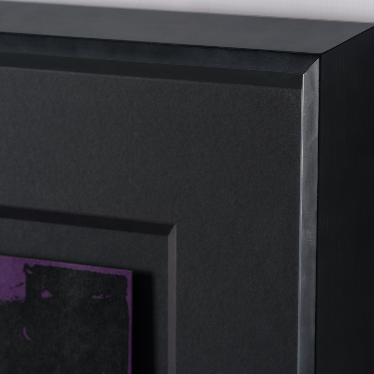 PSE SIL POR 21302 4 Little Electric Chair   Dioxazine Purple 