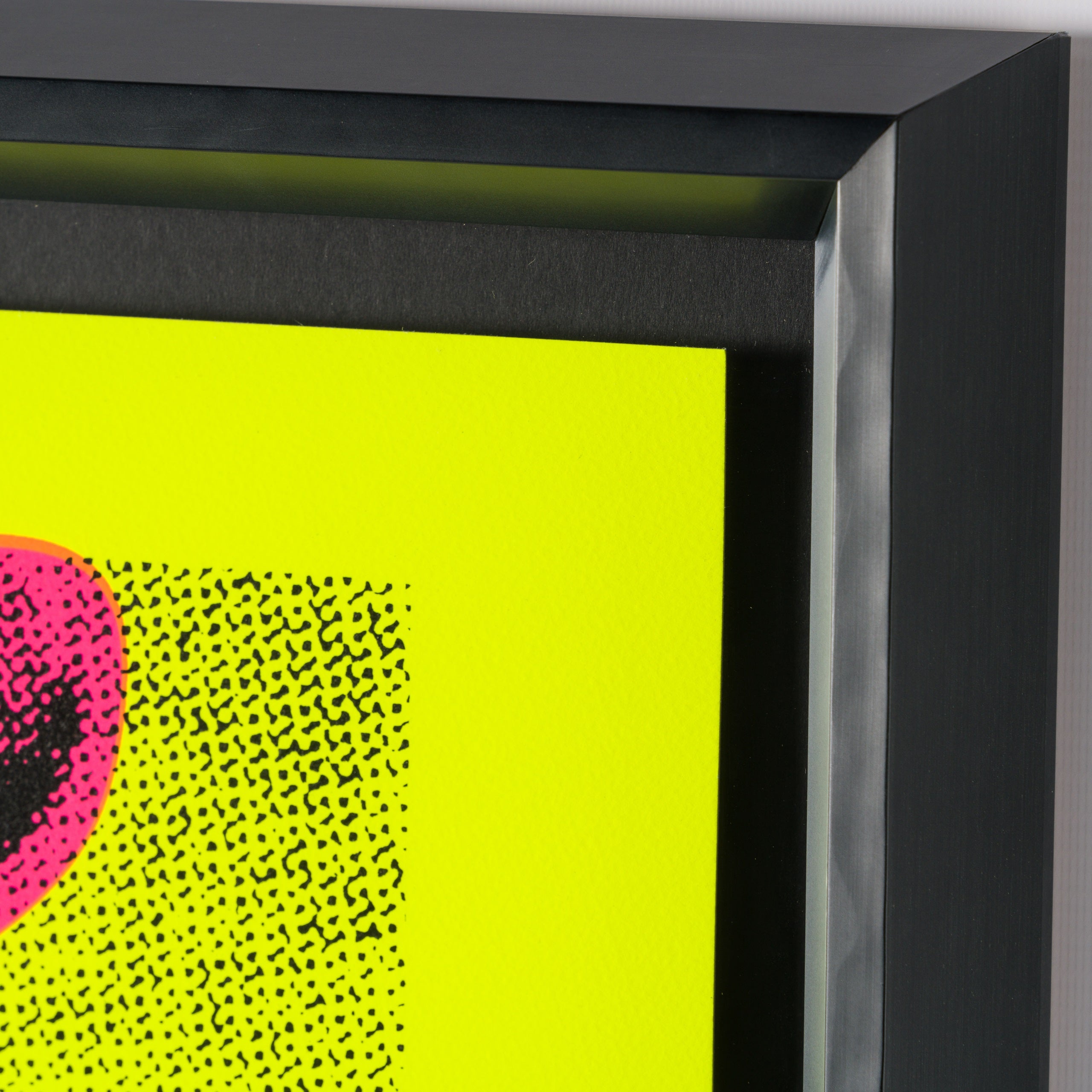 PSE SIL POR 25257 3 Cow IV  Fluorescent Pink On Fluorescent Yellow 