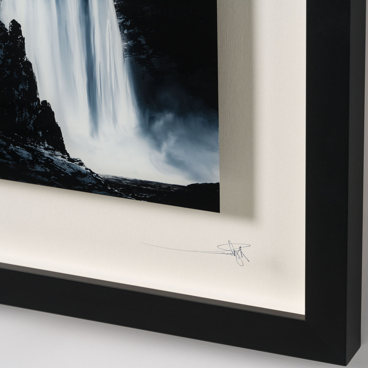 RRO ORI LAN 31537 Dark Days, Bright Nights 4 