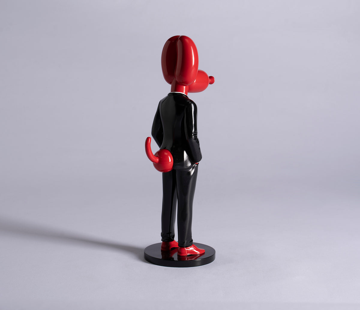 WHN SCU HUM 27866 5 Jeff Balloonski Black Suit 