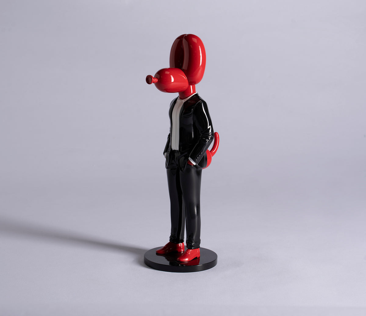 WHN SCU HUM 27866 9 Jeff Balloonski Black Suit 