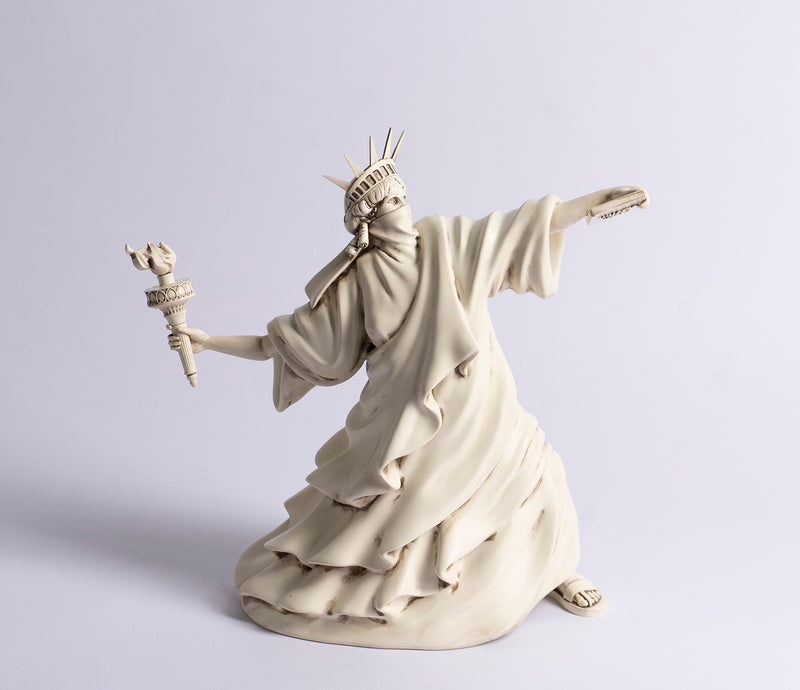 WHN SCU POR 27926 1 Riot of Liberty 