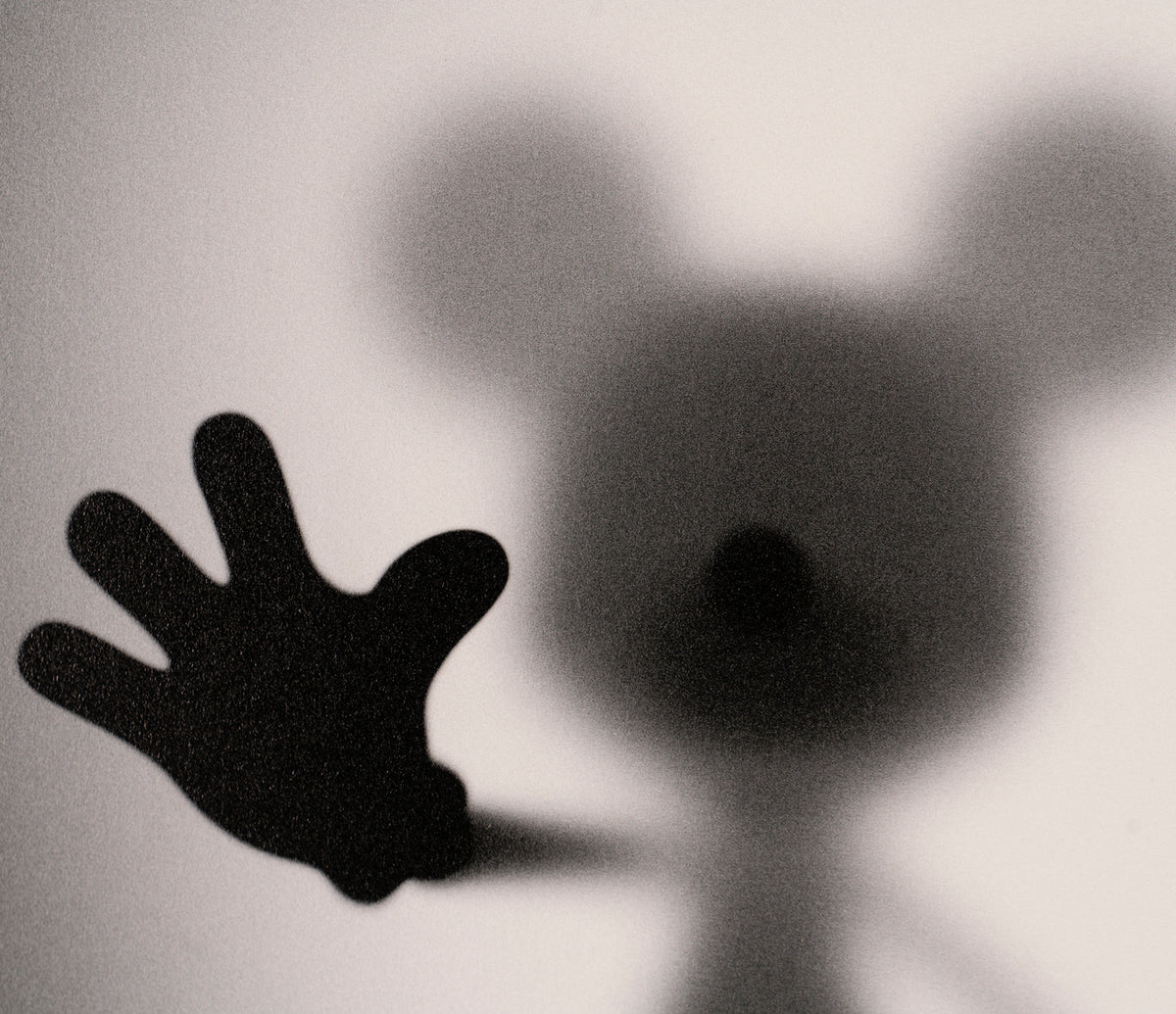 WHN SLE HUM 27858 6 Gone Mr and Mr 