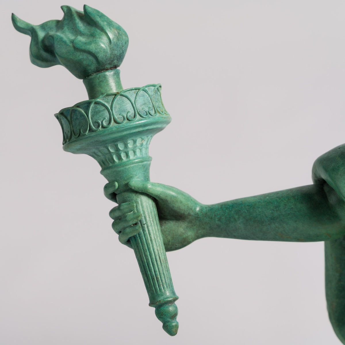 WHN The Riot Of Liberty (Bronze) 5 